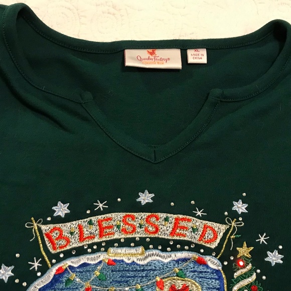 QF forest green 3/4 sleeve top with holiday camper — sparkly! (XL) - Picture 9 of 16